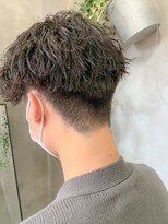 センターパート、メンズカット、ツイストスパイラルパーマ
