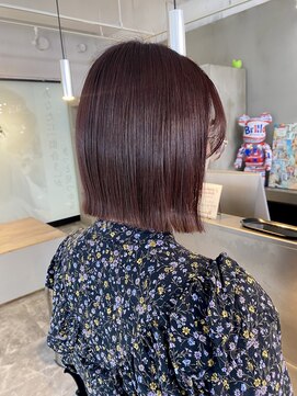 リトバイプティパ(Lit by petit-pas) 切りっぱなしボブ×ピンクカラー♪