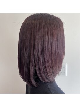 美容室 アイディー i-dee ブリーチなしピンクレッド