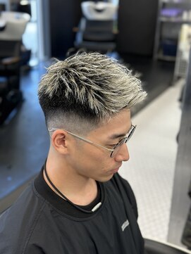 リプレイ 草津店(RIPLAY) ハイライト/マッシュパーマ/ウルフ/アッシュブラック/フェード