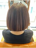 イエローベージュ