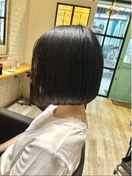 カーラ(Cara) ボブ