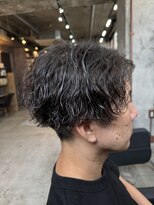 カーニー 上野(kearny)&nbsp;ツイストスパイラルパーマ縦落ちパーマメンズ波巻きパーマ