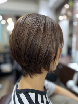 ルアン(Luan) ショートボブ