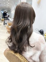 ティエラ 原宿 表参道(Tierra)&nbsp;〈Tierra 関日葉里〉透明感ナチュラルベージュ