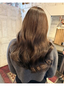 トロニー(TLONY) ブリーチなしカラー/グレージュカラー/たぷんとカット/渋谷