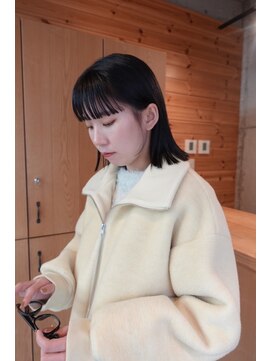 カフネ ジュントス ヨロ(Cafune' juntos YOLO) ミディアムボブ（ロブ）×ワイドバング（前髪）