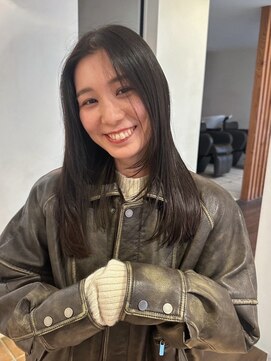 ローネス(LONESS) ロングレイヤー 透明感カラー 顔まわりレイヤー