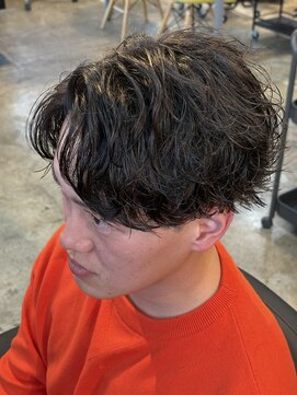 シャドウパーマ2ブロ刈り上げマッシュ2wayスタイル