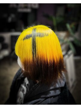 ディーカヘアーセンダイ(Di KA HAIR sendai) イエロールーツ×ボーダー×十字架