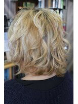 オーバーキャプテンネイキッド(OVER CAPTAIN NAKED)&nbsp;骨格補正ラウンドボブ