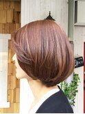 人とカブらないビターオレンジカラー