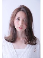 ソーホー ニューヨーク シズオカ(SOHO newyork SHIZUOKA)&nbsp;斜めバングで大人綺麗なナチュラルロング