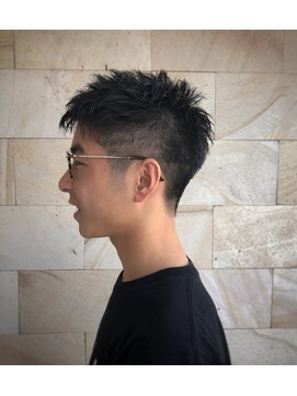 フォレスト ヒル Forest Hill by Genitore 刈り上げカット