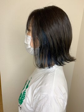 モルニ(MORNI) インナーカラー_マロンベージュ Aラインボブ かきあげ