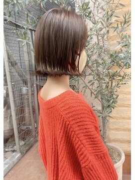 テトラ バイ ネオリーブ 横浜西口店(tetra by neolive) 切りっぱなし外はねボブ！