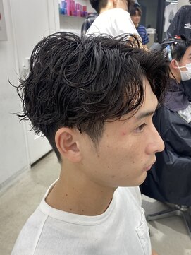 フィフス 栄(fifth) 無造作パーマツイストスパイラルパーマセンターパート栄