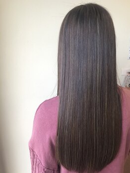 ドゥロー(draw)の写真/≪draw≫自慢の弱酸性ストレートでダメージレスで艶のある美髪に*手触り抜群の柔らかストレートを叶えます!