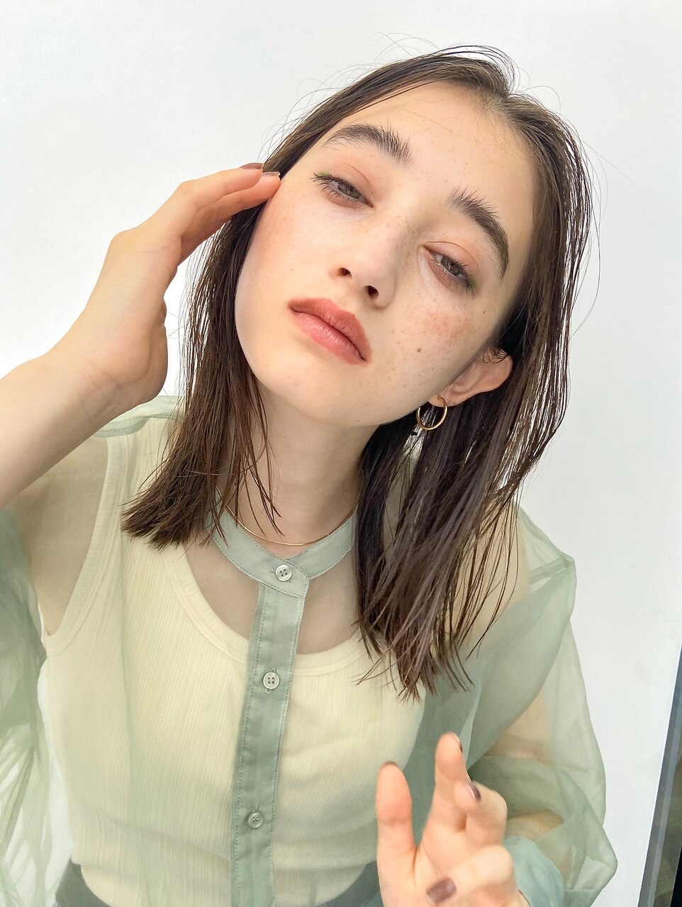 ピンクベージュ/ブリーチなし/表参道/ミディアムボブ