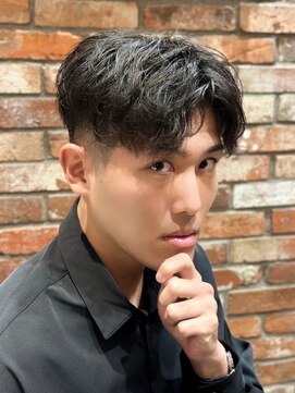 プレミアムバーバー 新宿店(PREMIUM BARBER produce by HIRO GINZA) ショートセンターパート