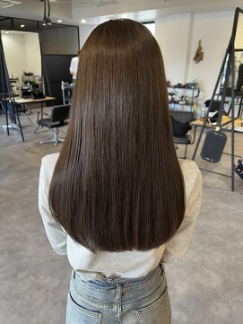 ナンバー(number+) 髪質改善トリートメント × チョコレートブラウン