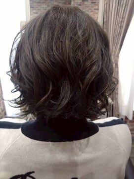 マギカ 横須賀久里浜店(Magica) ゆるふわショート