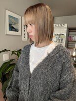 シー(The She's)&nbsp;髪質改善カラー　切りっぱなしボブ×ルーツカラー