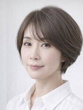 クロム(CHROM) 40代50代60代ショート白髪ぼかしハイライト髪質改善/入間