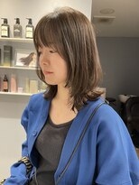 セブンベルベット(7 Velvet)&nbsp;顔周りレイヤー/切りっぱなしレイヤー/アッシュグレー 【博多】