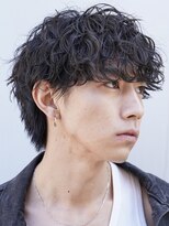 バイフィフス 原宿/表参道(by fifth)&nbsp;原宿スパイラルパーマメンズカット刈り上げないマッシュスタイル
