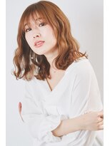 ヘアサロン アティリー(Hair Salon Attirer)&nbsp;エアリーショート グレージュひし形シルエット 切りっぱなしボブ