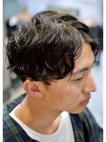 ヘアアイラッシュ リベット(hair eyelash RIVET)&nbsp;センターパート×ゆるめパーマ