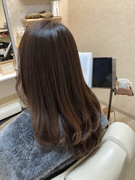 トゥーリ 二日市店(tuuli) 二日市　美容室　髪質改善　縮毛矯正　白髪　イルミナカラー