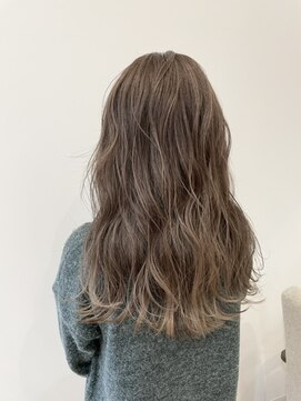 シノヤ 米沢春日店(Shinoya) ナチュラルブラウングラデーション！細めハイライト！