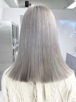 ウィコ 新宿(WICO)&nbsp;ホワイトシルバー[新宿駅/ショコラベージュ/ベビーバング]