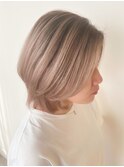 ブリーチカラー_ミルクベージュ_ウルフショート