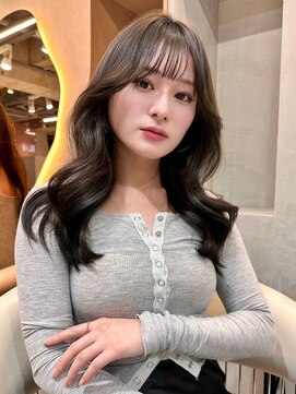 グロー 大宮(GLROW) 韓国風レイヤーカット　くびれヘア　韓国　大宮　顔まわりカット