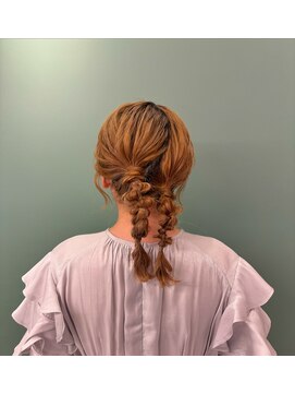 アンアームズ(ann ARMS) ヘアアレンジ