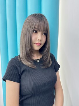 テイス 新宿(TACE) 韓国レイヤー[ネビージュ/黒髪/小顔/新宿]