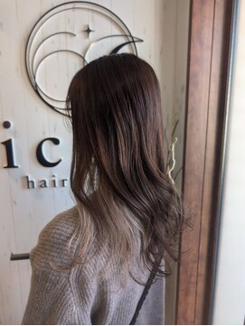 イコウヘアデザイン(icou hair design) ホワイトベージュのインナーカラー☆