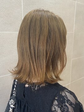 サロンドジョー(salon de joe) ショートボブレイヤーカットミディアムウルフくびれ透明感カラー