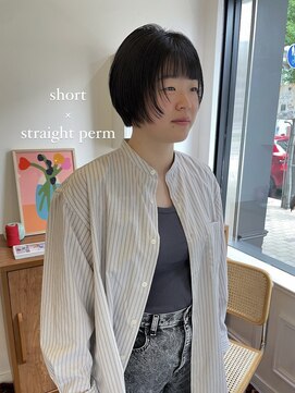 ヘアーアイスカルテット(HAIR ICI QUARTET) 20代30代透明感暗髪アッシュブルーグレージュ丸みボブ