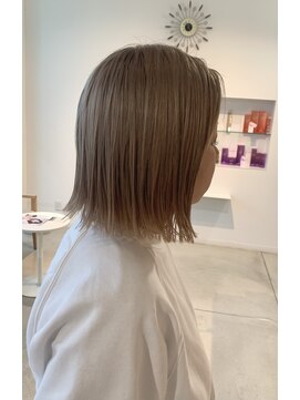 シーツー 三吉店(C2) ミルクティーベージュ