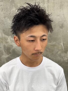 メンズサロン キング 高槻店(Men’s salon K!ng) 波巻きツイストスパイラルパーマ/フェザーパーマ/眉毛/メンズ