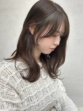 リア(li‘a) 【li'a】王道カラー × シースルーバング