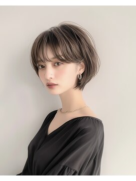 クラン 岡本(Chlan) くびれ感のある大人ショートボブ