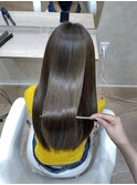 ブラウンベージュ