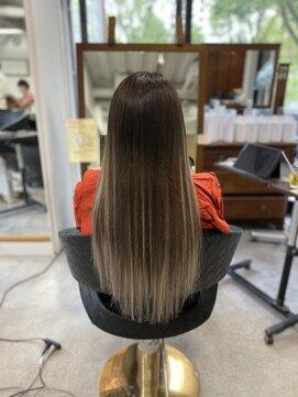 フツーロ 栄(FUTURO) #プルエクステ#エクステ#プルシールエクステ#髪質改善