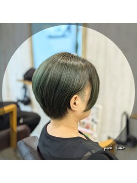 ショートボブ　ツーブロック