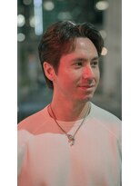 ペルズヘア(PELLS HAIR)&nbsp;海外風センターパートニュアンスパーマセンターパートパーマ